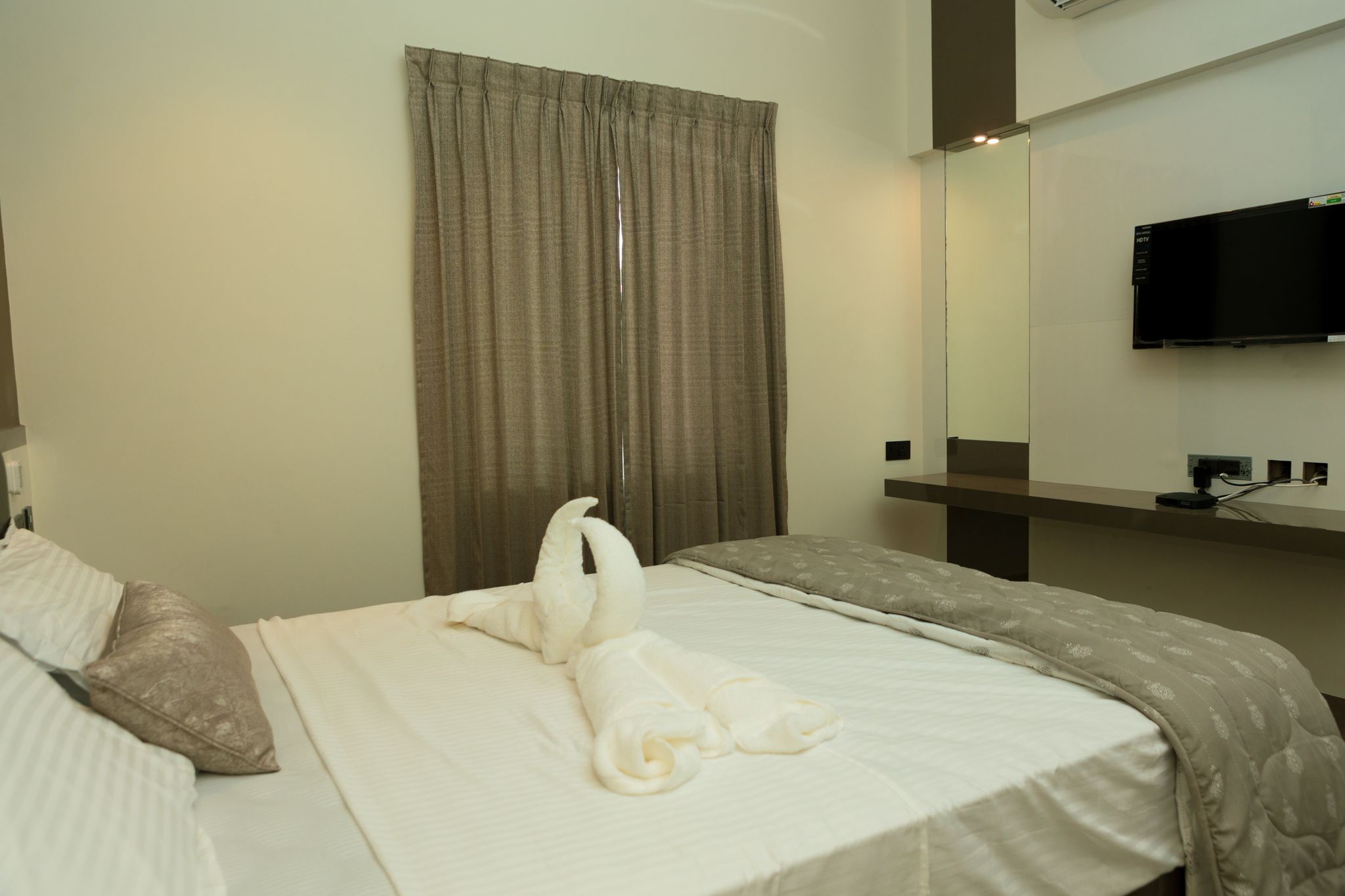 MAS RESIDENCY Deluxe Double Room 4