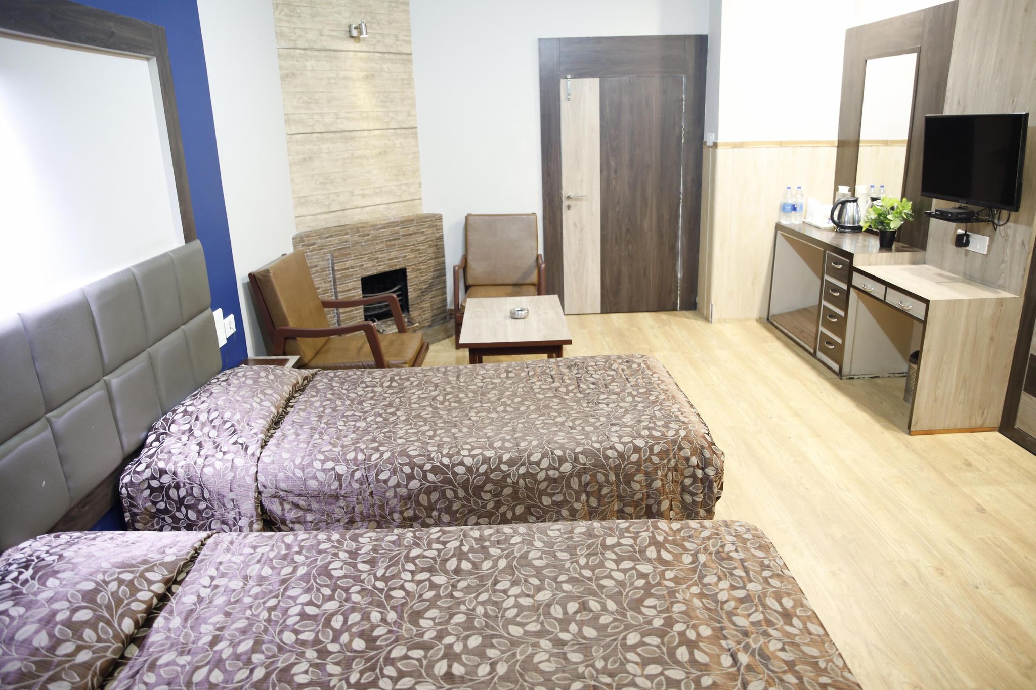 The Shillong Club RESIDENTIAL SUPER DELUXE ROOM 6