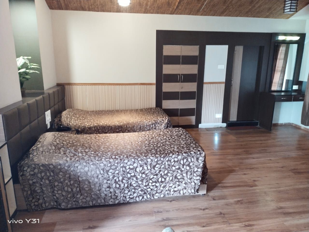 The Shillong Club RESIDENTIAL SUPER DELUXE ROOM 5