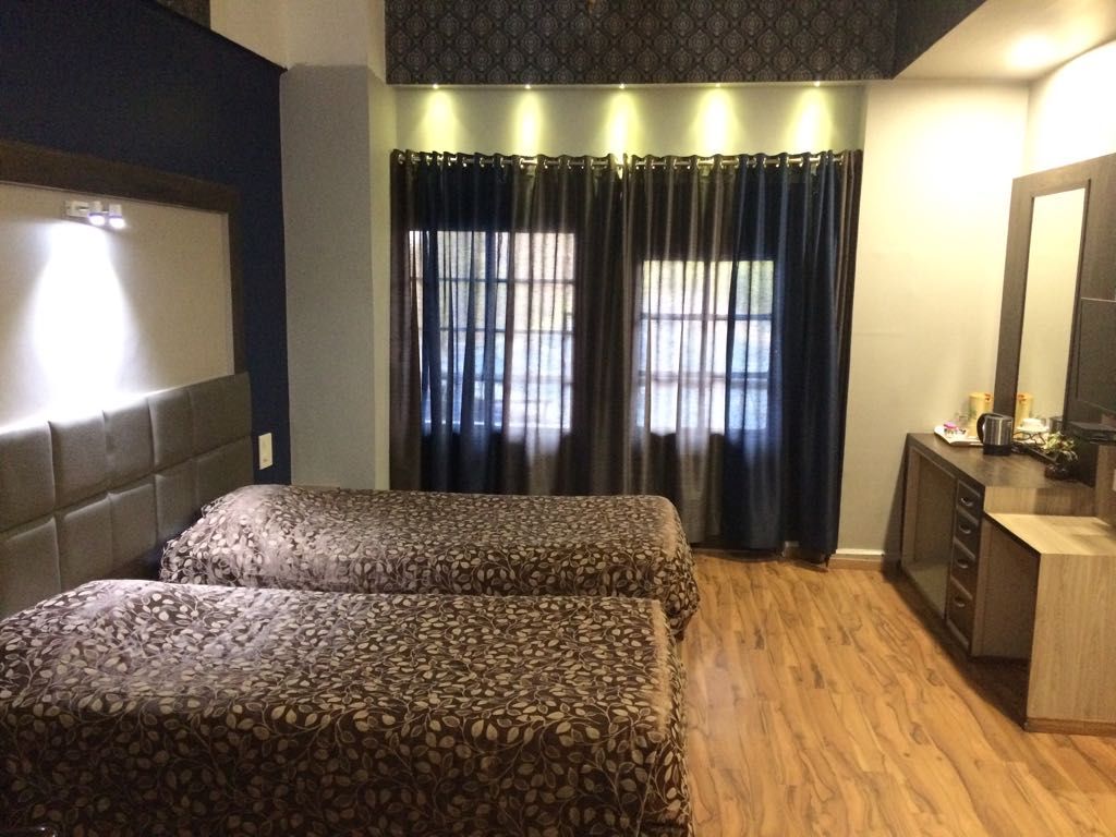 The Shillong Club RESIDENTIAL SUPER DELUXE ROOM 7