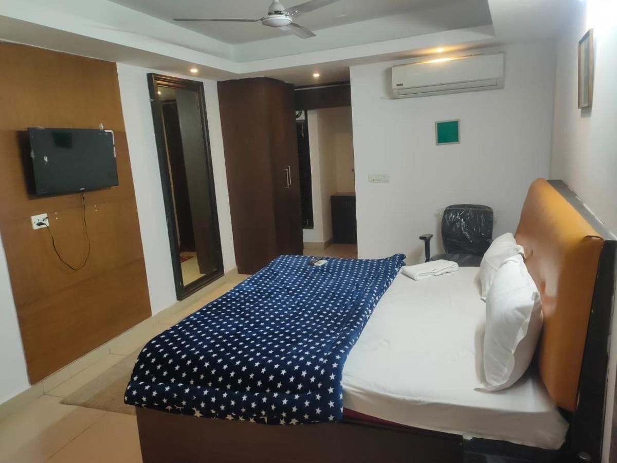 Hotel Blueberry Deluxe Double Room 3