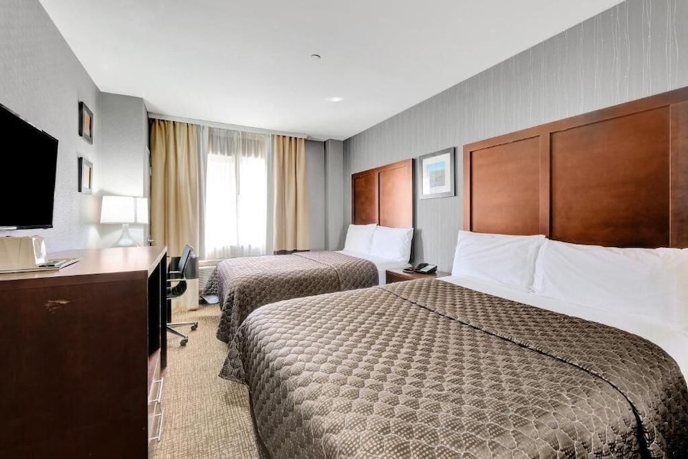 Deluxe Double Room, Smoking