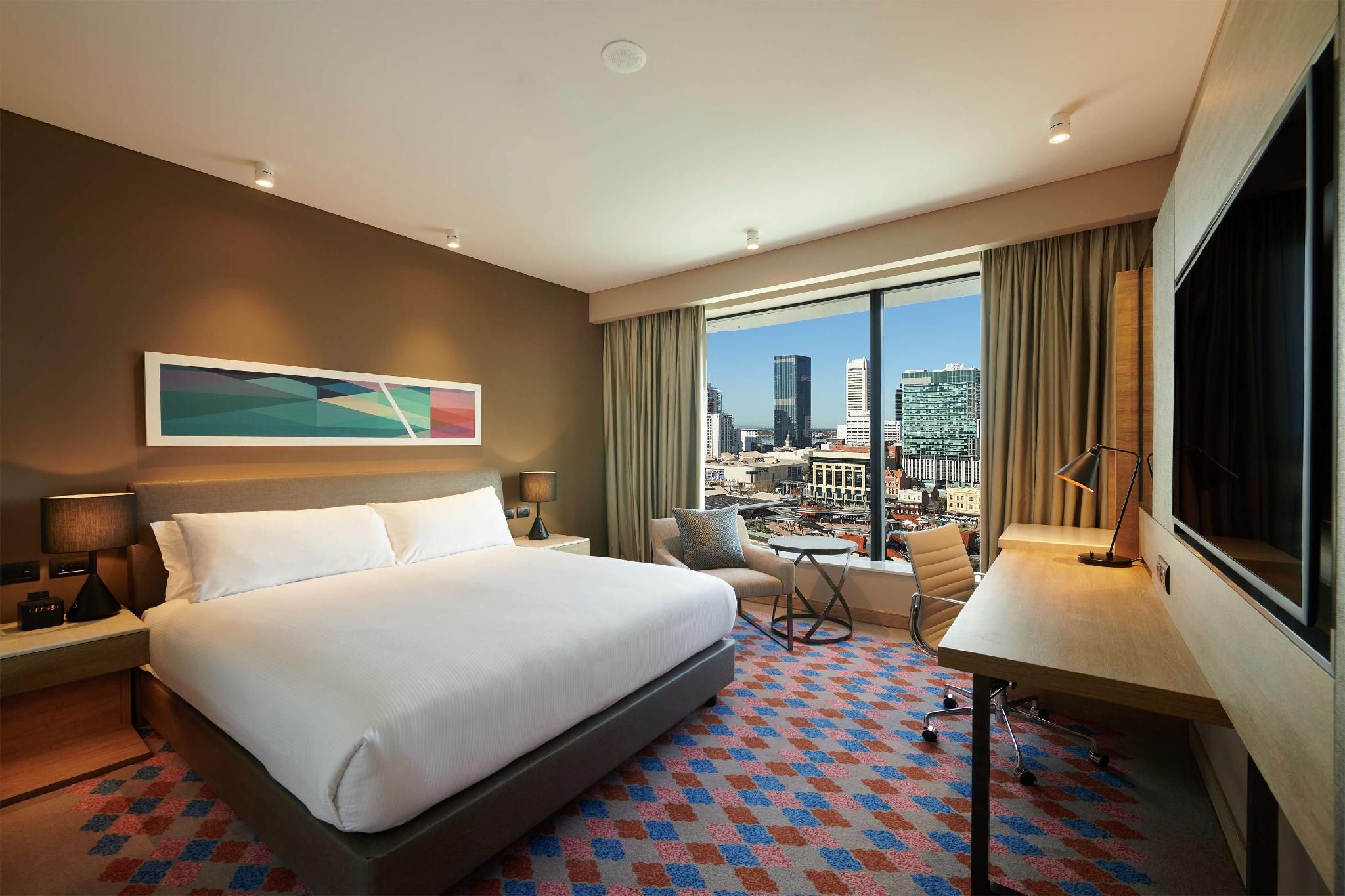 Doubletree by Hilton Perth Northbridge KING GUEST ROOM WITH ACCESSIBLE BATHROOM 2