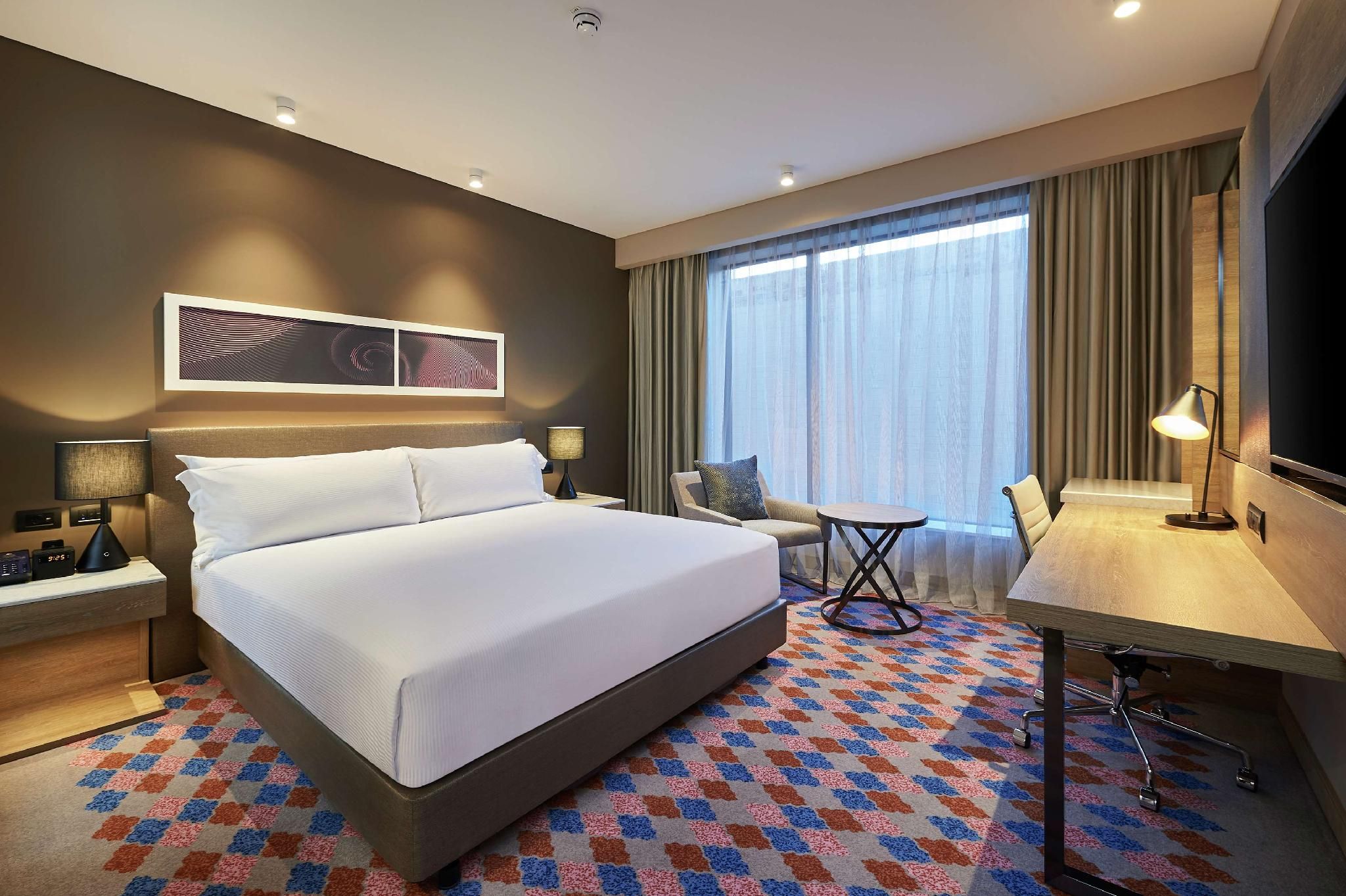Doubletree by Hilton Perth Northbridge King Guest Room