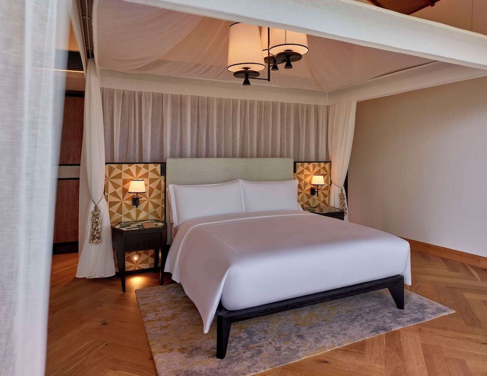 Villa, Multiple Beds (Kingfish)