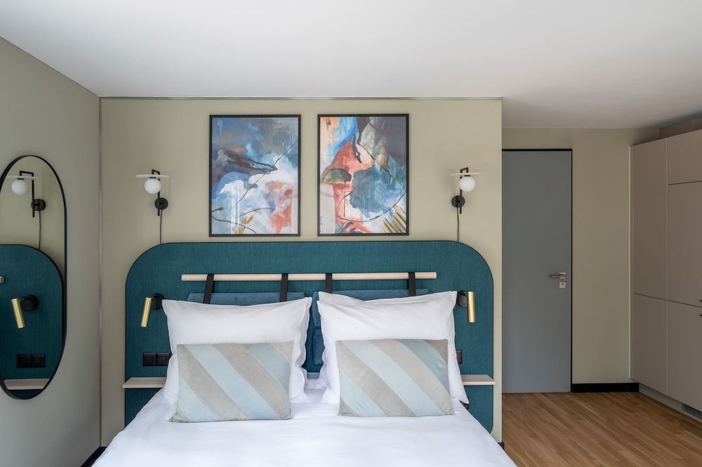 Medium Studio, Kitchenette, Balcony