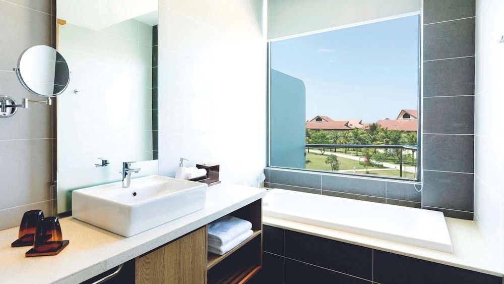 ROBINSON Nam Hoi An Family Double Room (Main Building Connecting Door) 3