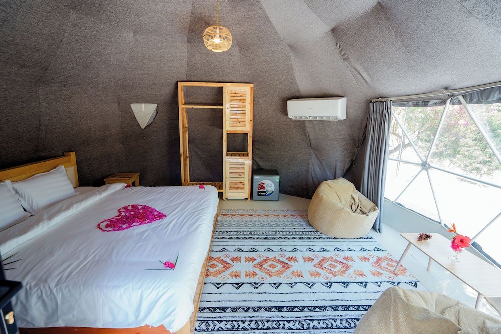 Standard Tent, Balcony, Garden View