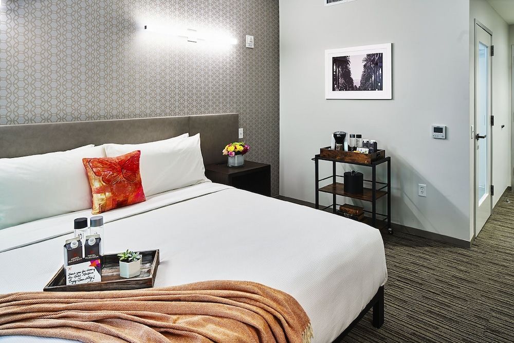 Premium Room, 1 King Bed