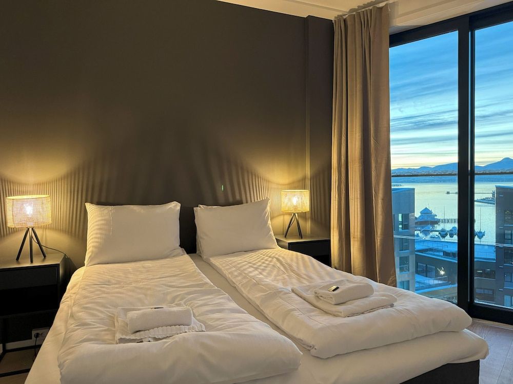 Deluxe Apartment
