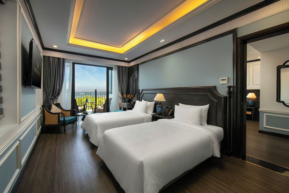 Deluxe Ocean View Twin Room