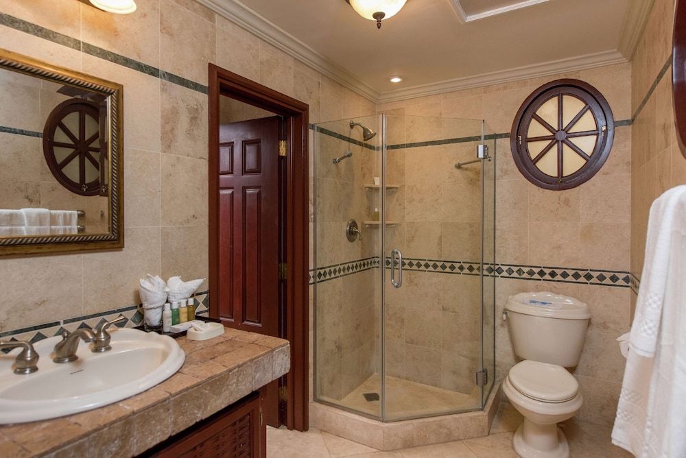 Suite, 1 Bedroom, Garden View (Private Rooftop Pool)