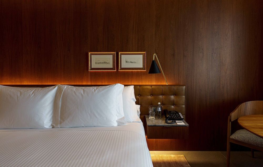 Superior Room, 1 King Bed