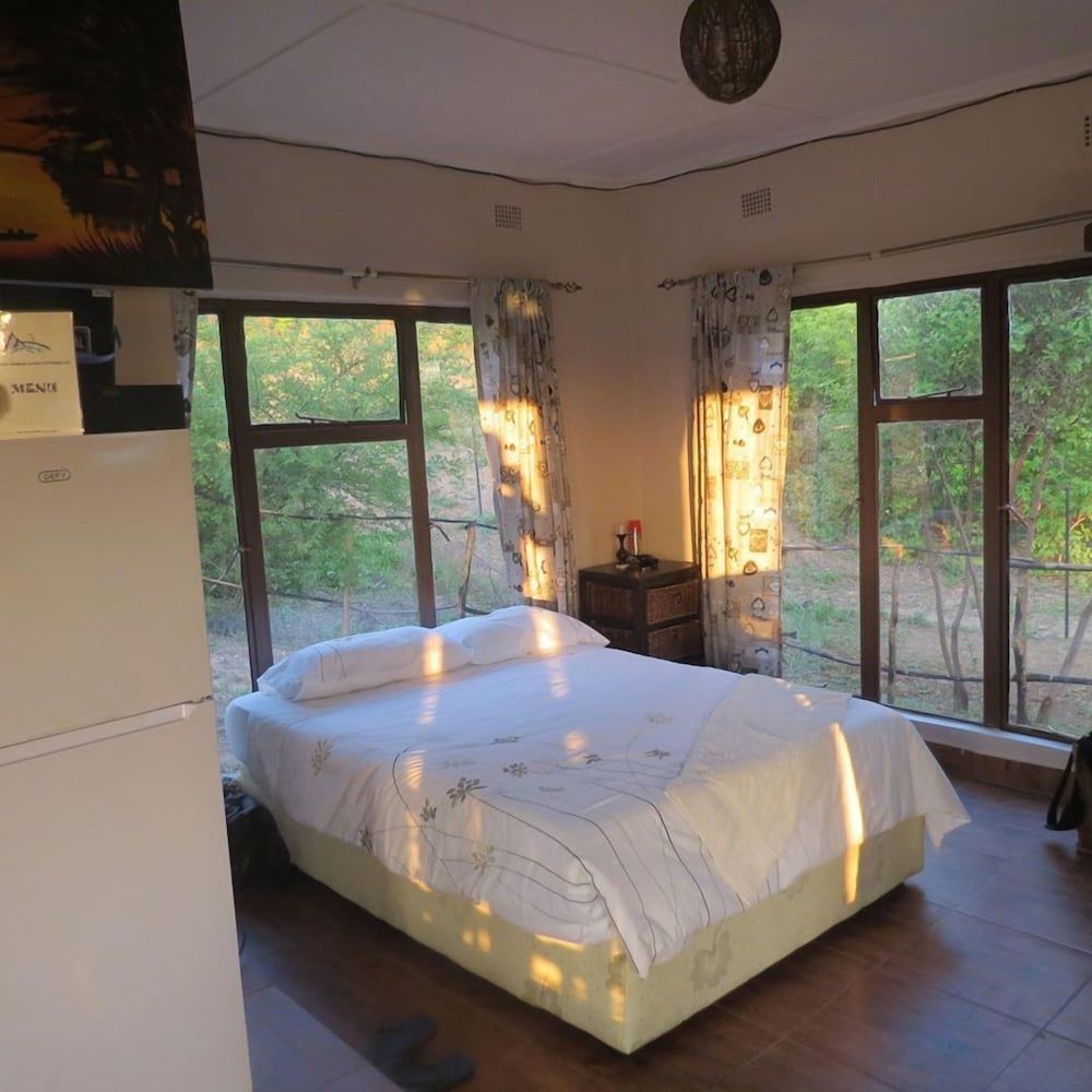 Honeymoon Cottage