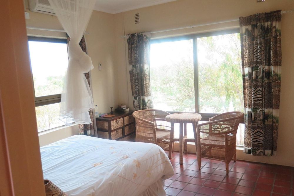 Cottage (Zambezi)