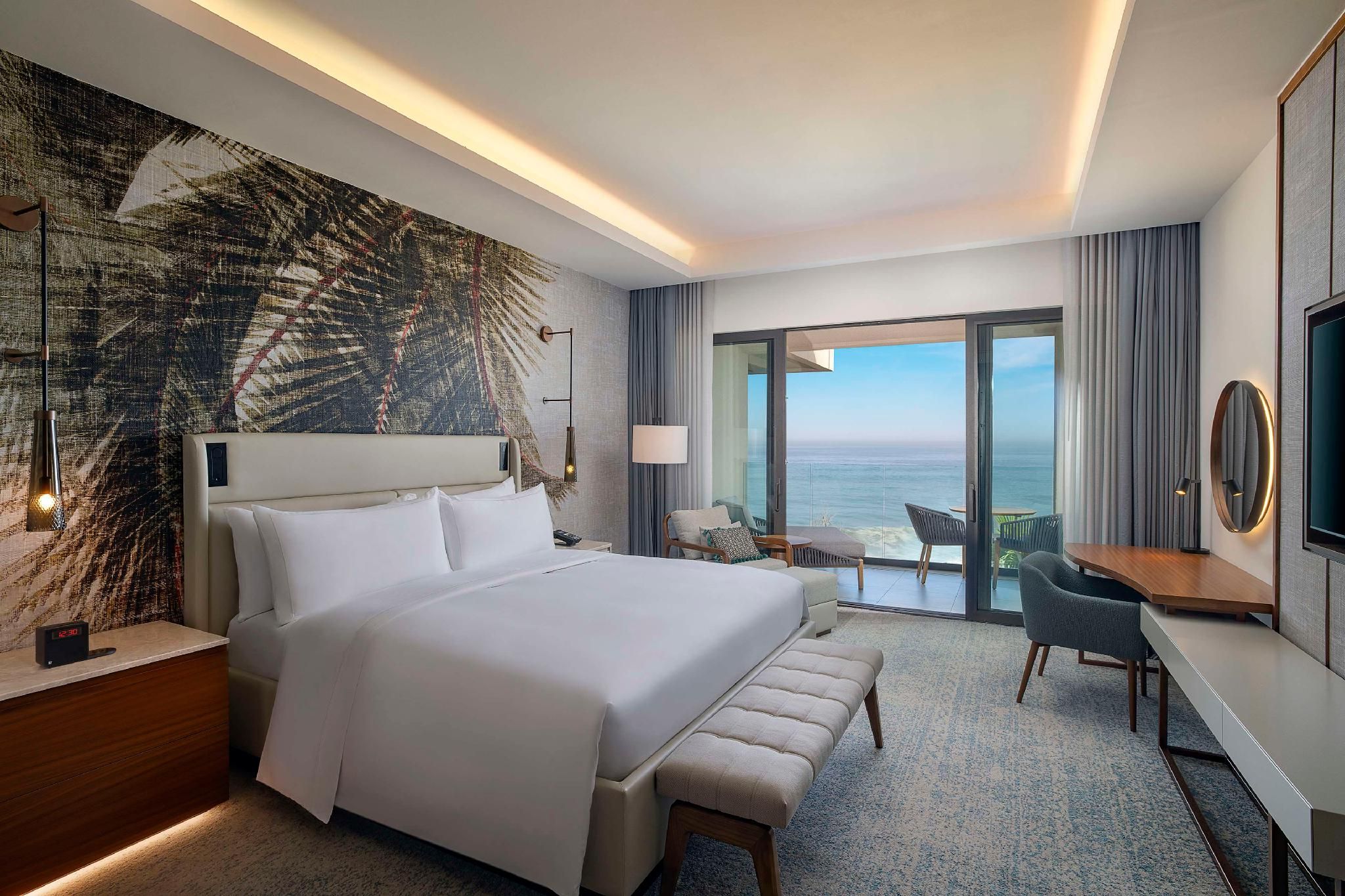 Deluxe, King, Ocean View
