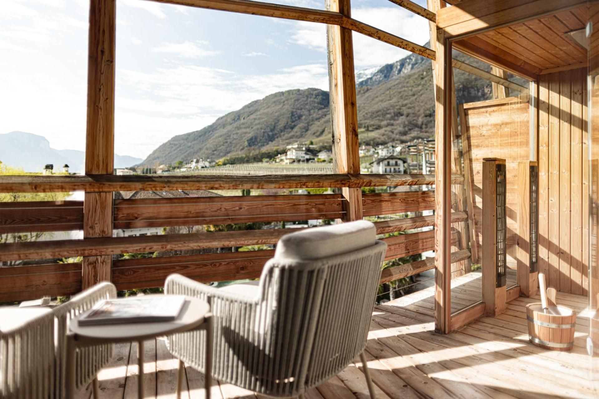 Suite with Sauna