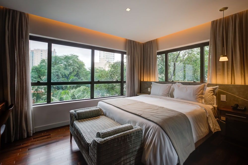 Premium Room, City View