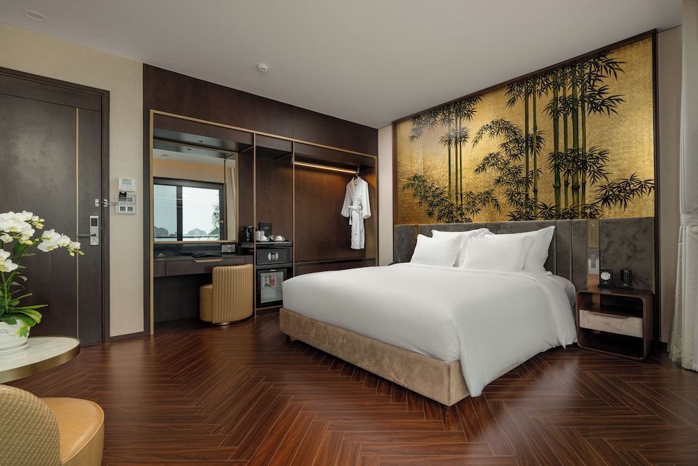 Executive Room, 1 King Bed, Balcony