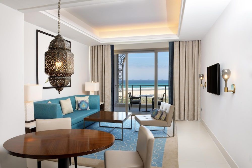 Junior Suite, 1 King Bed