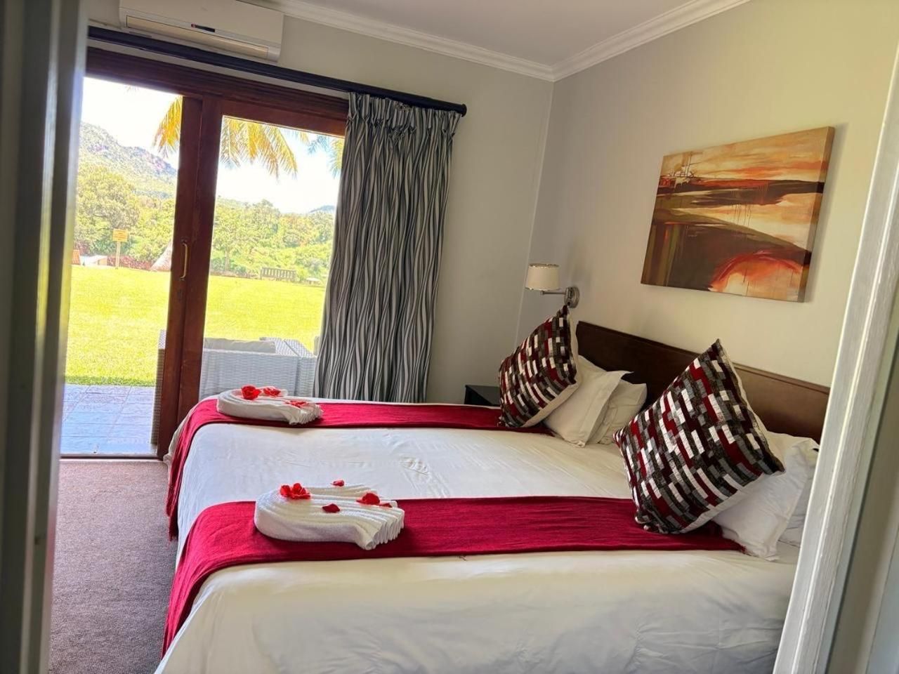 Deluxe Double or Twin Room with River View