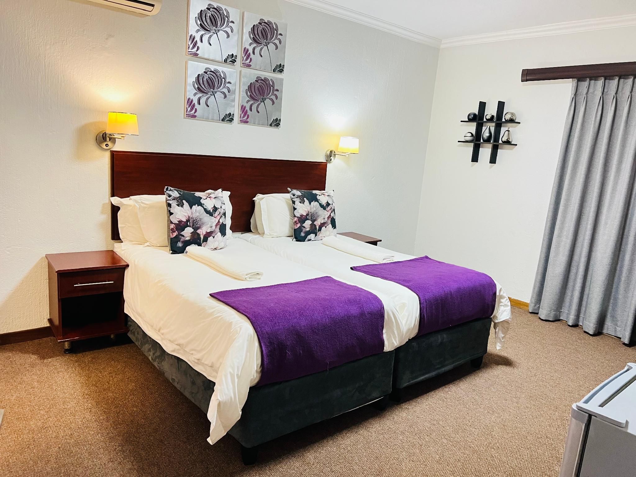 Standard Mountain View Twin Bed