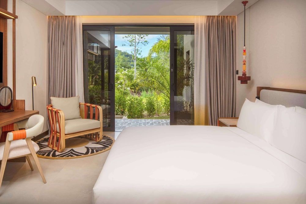 Canopy by Hilton Seychelles Resort Apartment, 1 King Bed with Sofa bed, Balcony (Nature View)