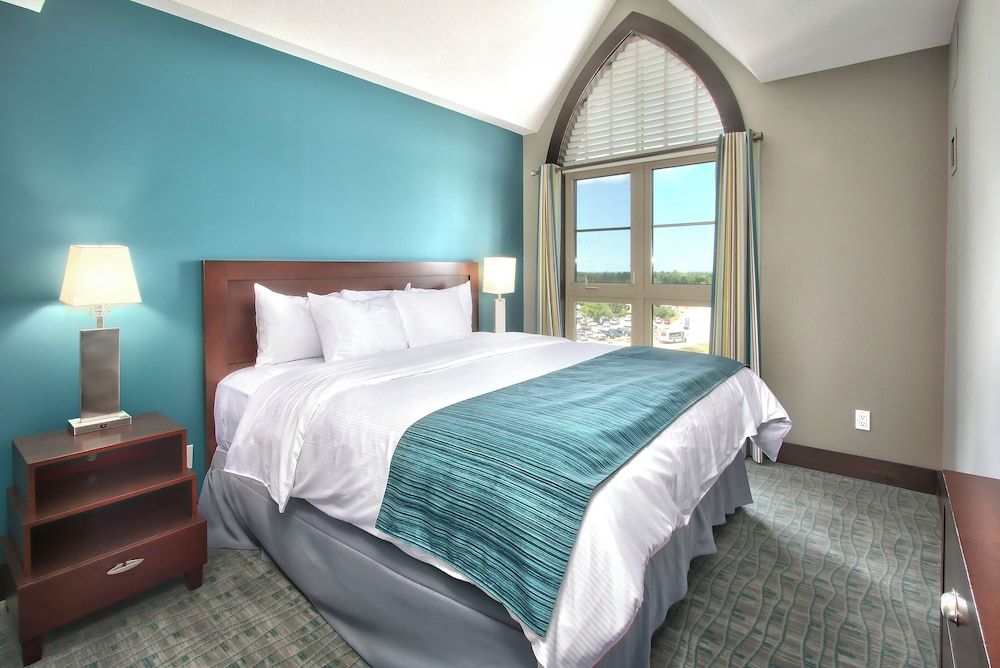 Mosaic Two Bedroom Loft Suite