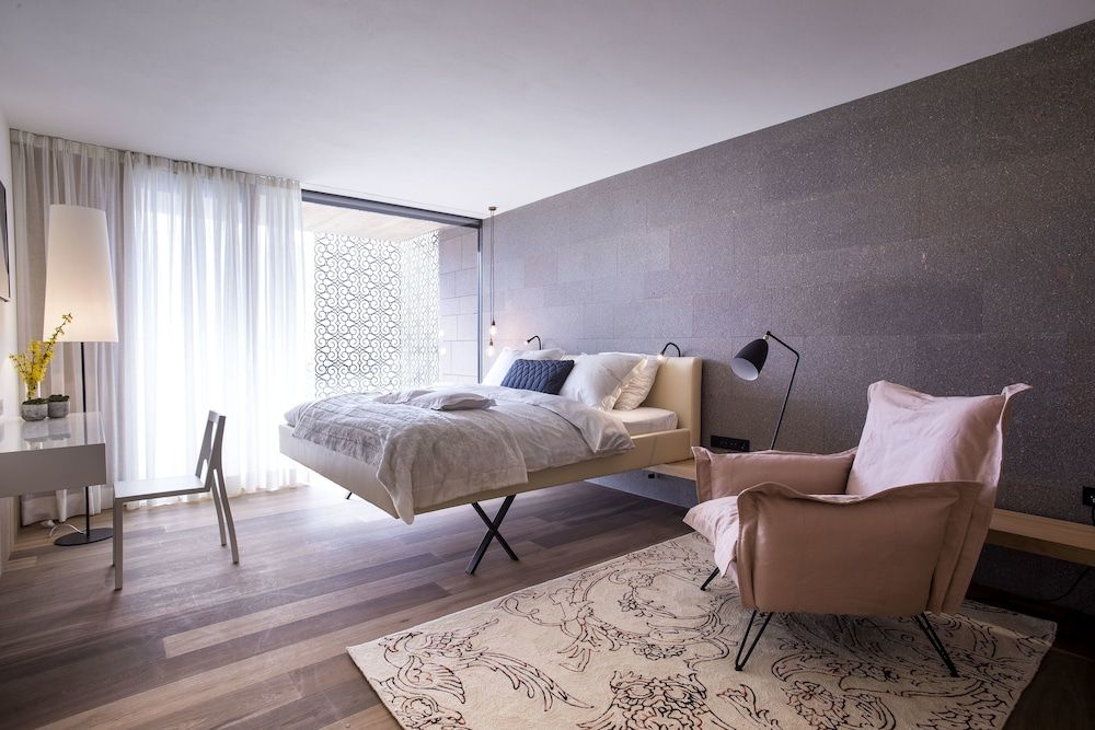 Comfort Suite, Balcony