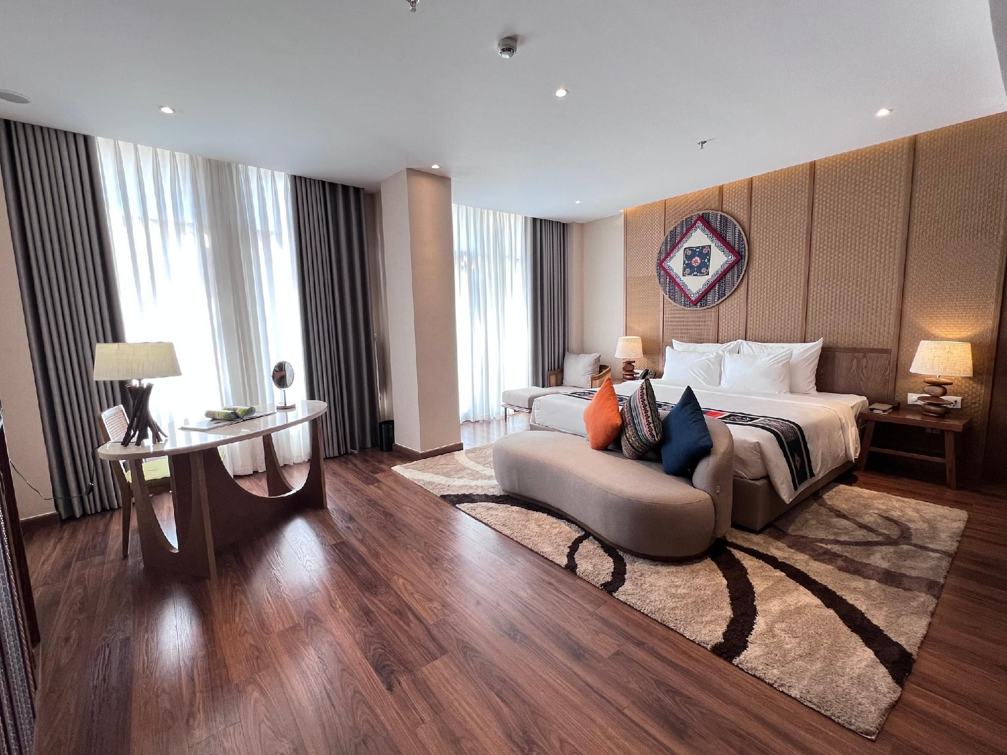 Lady Hill Grand Suite with Mountain View