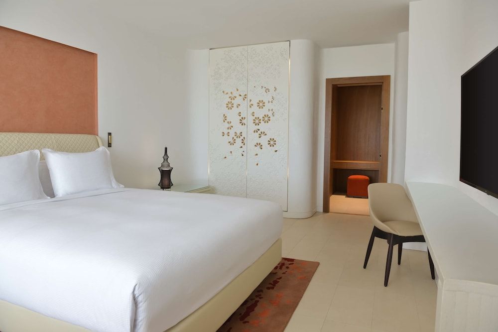 Royal Suite, Multiple Beds