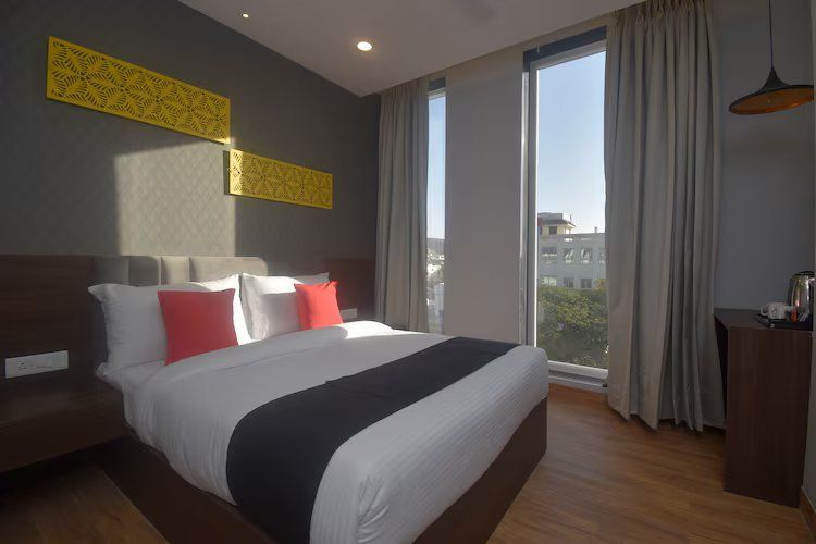 Ka10 Square Hotel Deluxe Room