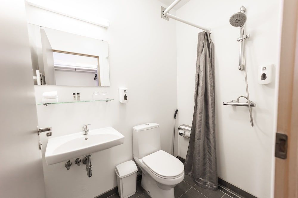 Double or Twin Room, Private Bathroom