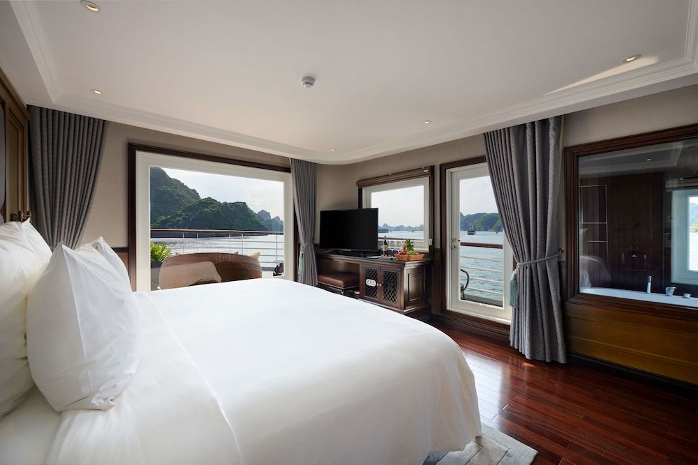 Grand Captain Suite (2 Days 1 Night)