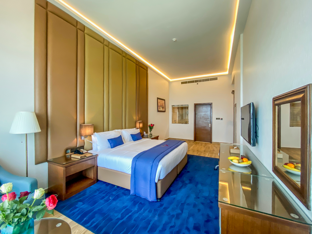 Premium Suite Ocean Front Balcony
