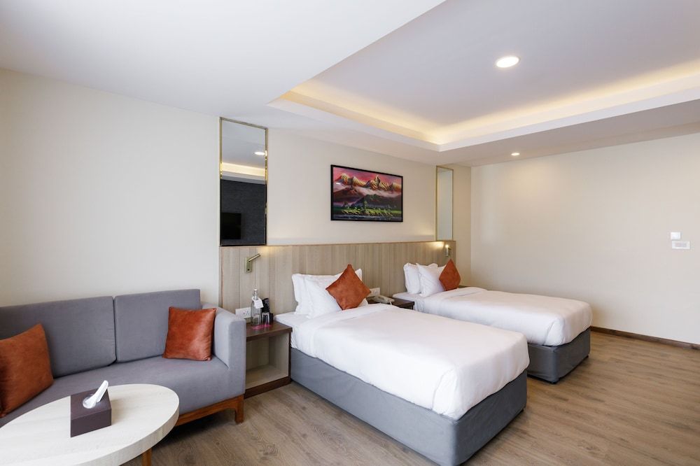 Business Suite Twin Room
