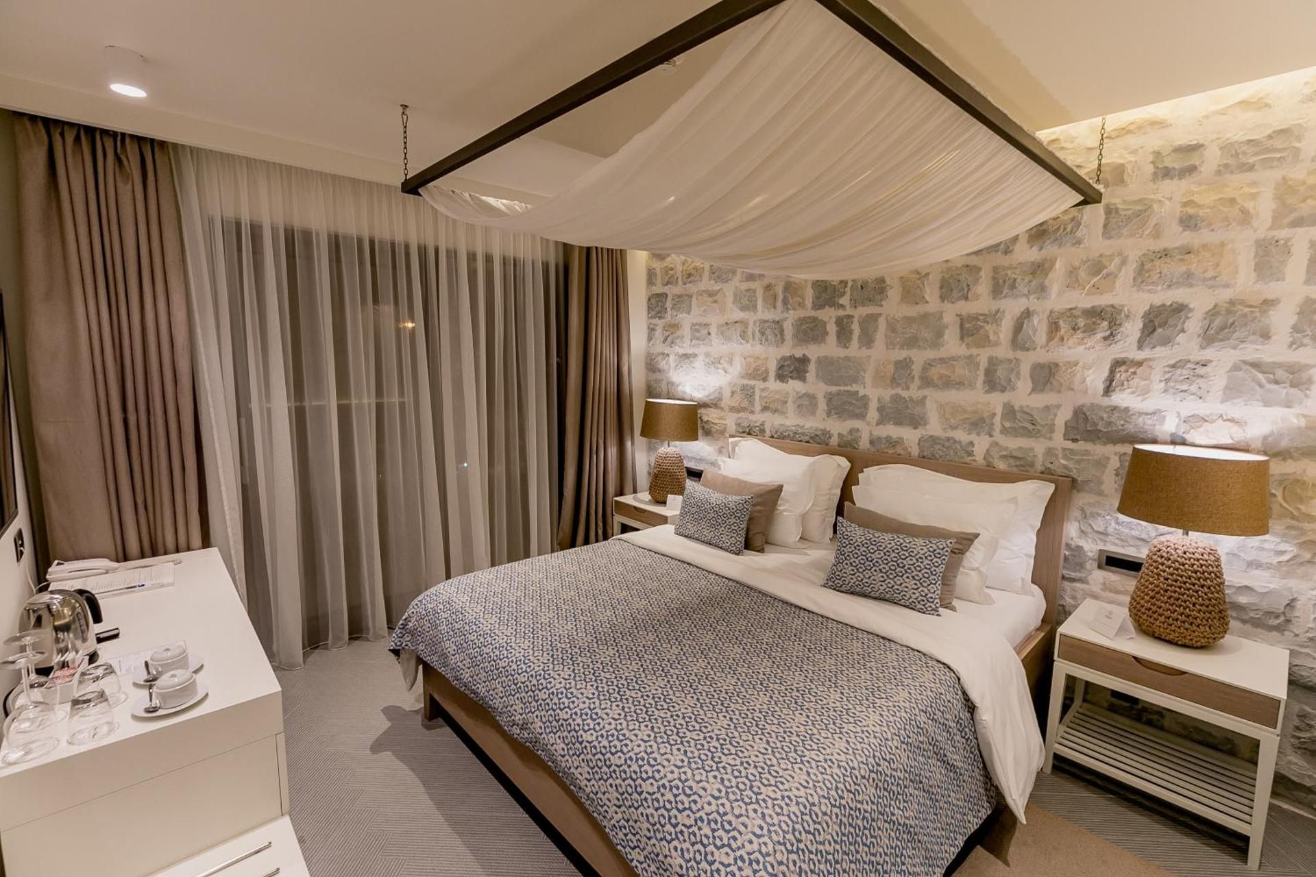 Special offer - Double room BB Half Board