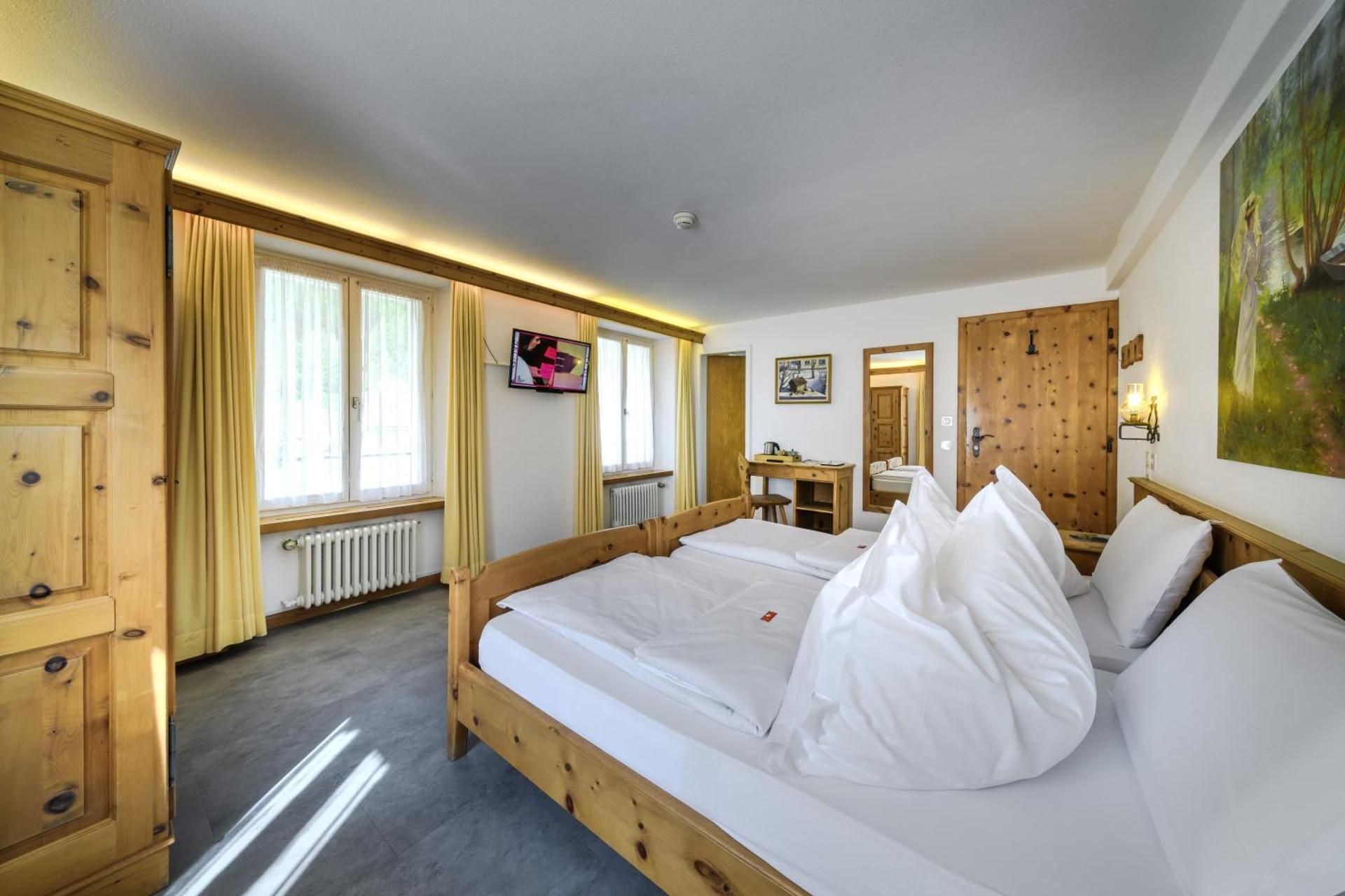 Large Twin Room