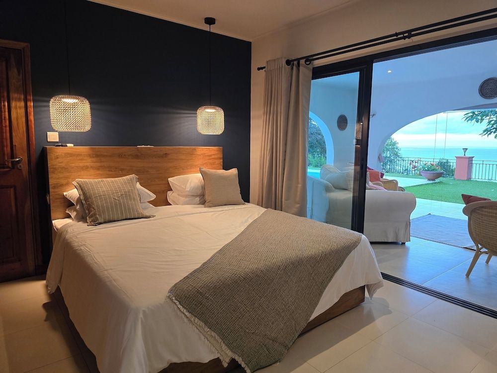 Cote Cedres Deluxe Double Room, Garden View 4