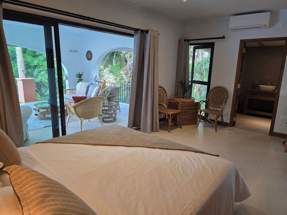 Cote Cedres Deluxe Double Room, Garden View 5