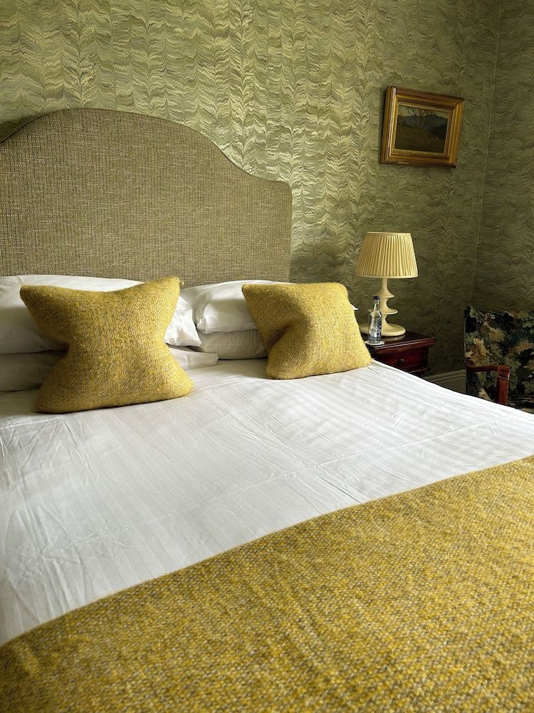 Loch View Standard Room