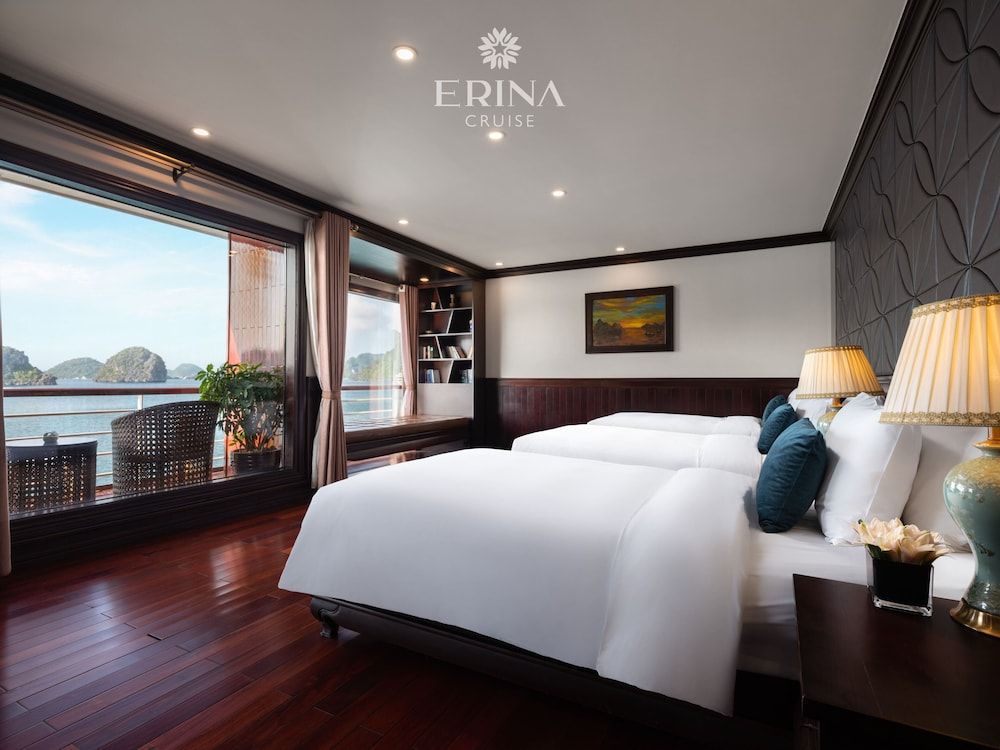 Triple Suite, Balcony