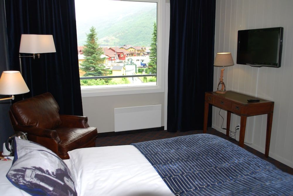 Twin Room, Balcony (America Wing)