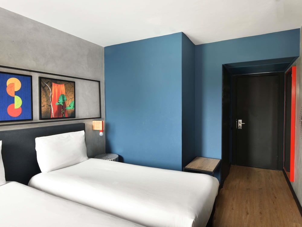 ibis Styles Abidjan Plateau Standard Room, 2 Twin Beds (Recently renovated) 3