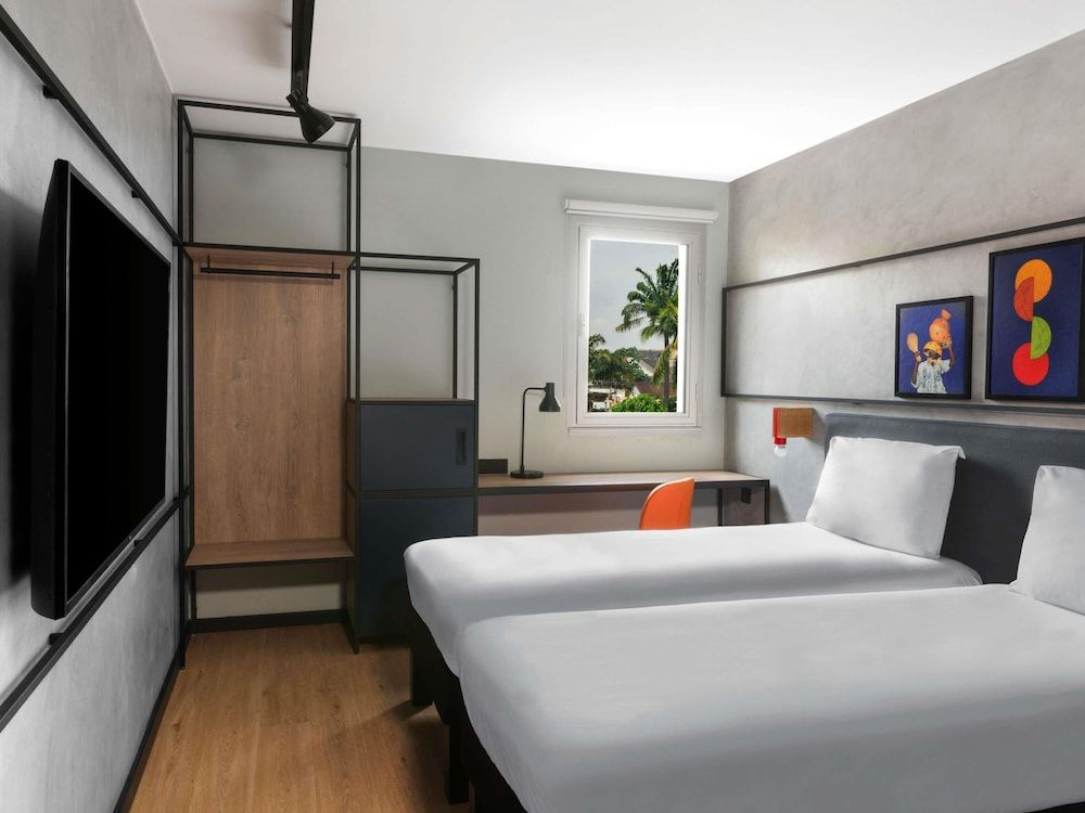 ibis Styles Abidjan Plateau Standard Room, 2 Twin Beds (Recently renovated) 2