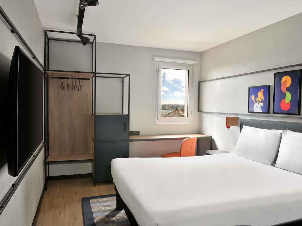 ibis Styles Abidjan Plateau Standard Room, 1 Double Bed (Recently renovated) 2