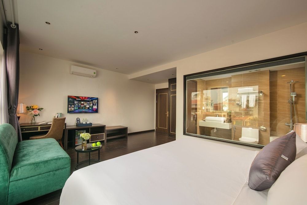 Junior Double Room, Lake View
