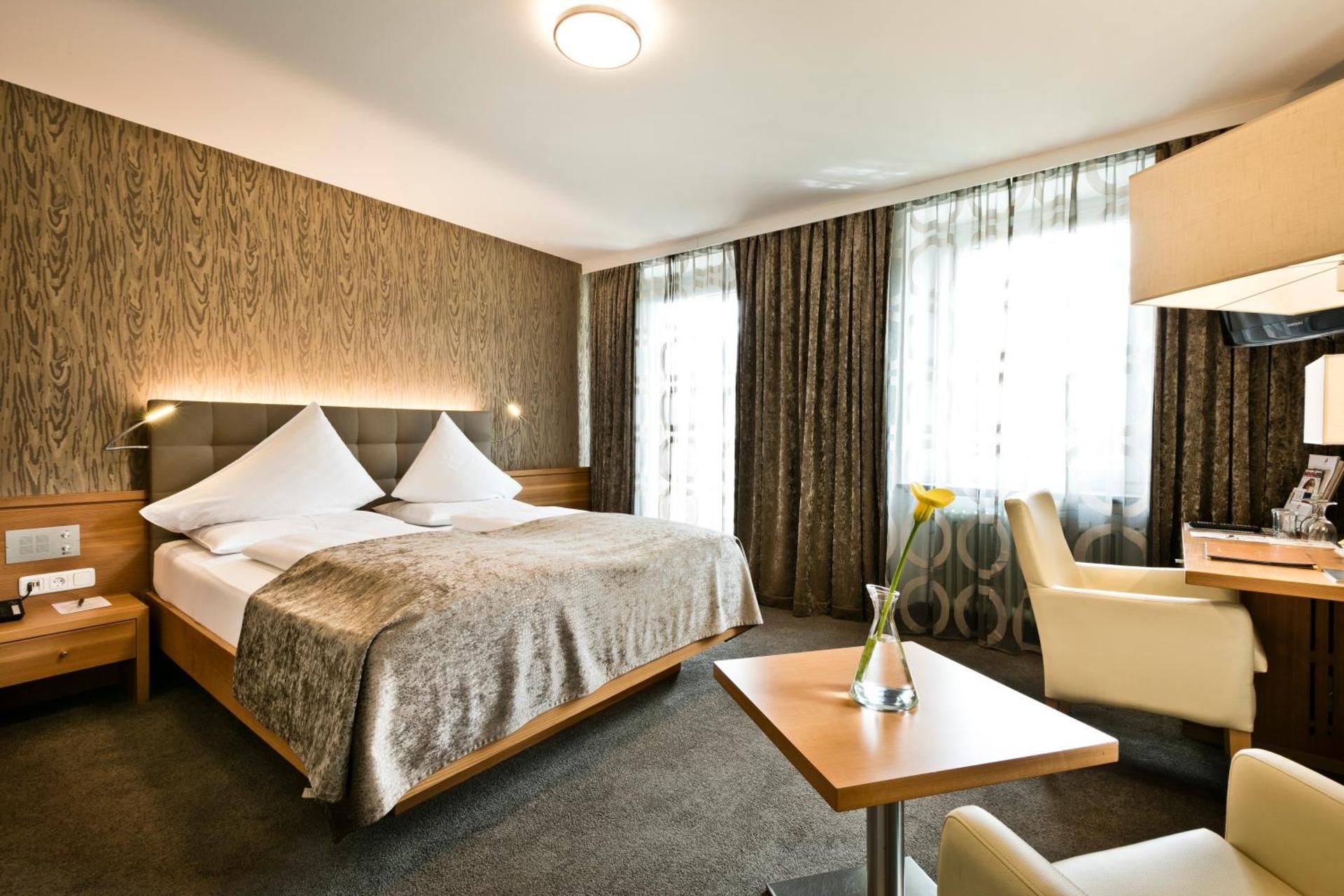 Hotel Goldenes Schiff Deluxe Double Room