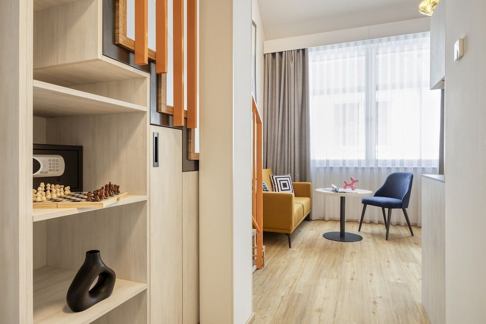 lyf Schönbrunn Vienna