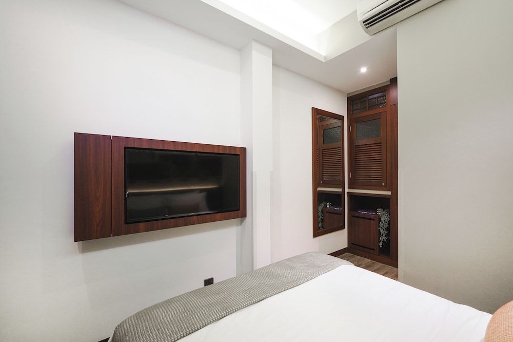 STORIES Joo Chiat, a Hotel by Cove - Paya Lebar, Singapore - NEWLY RENOVATED Classic Queen Room (No Window) 5